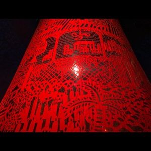 Meet your Posher, Antoinette